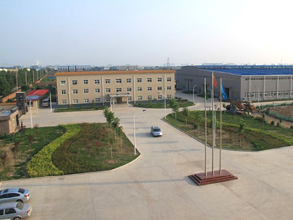 五月，歡慶過勞動者的汗水，紀念過青春沸騰的歷史。